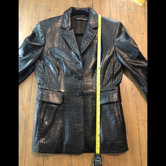 Tahari leather blazer jacket - Picture 6 of 9